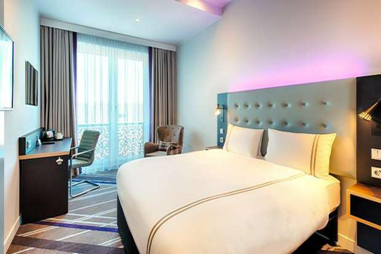 Premier Inn Luebeck City Stadtgraben Exterior photo